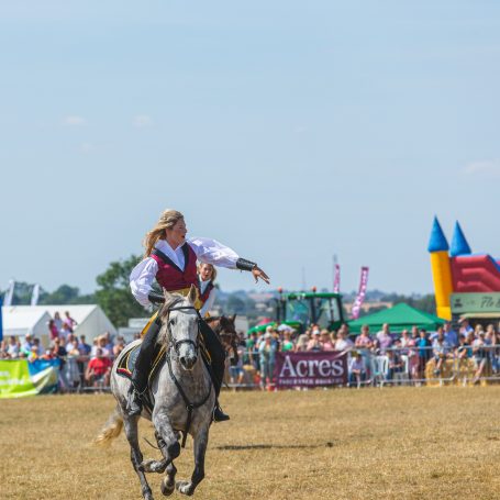 horse stunt team performer at the blakesley show horse stunt team performer at the blakesley show